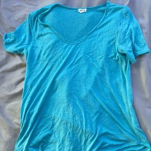 cute comfy bright blue top! ❤️